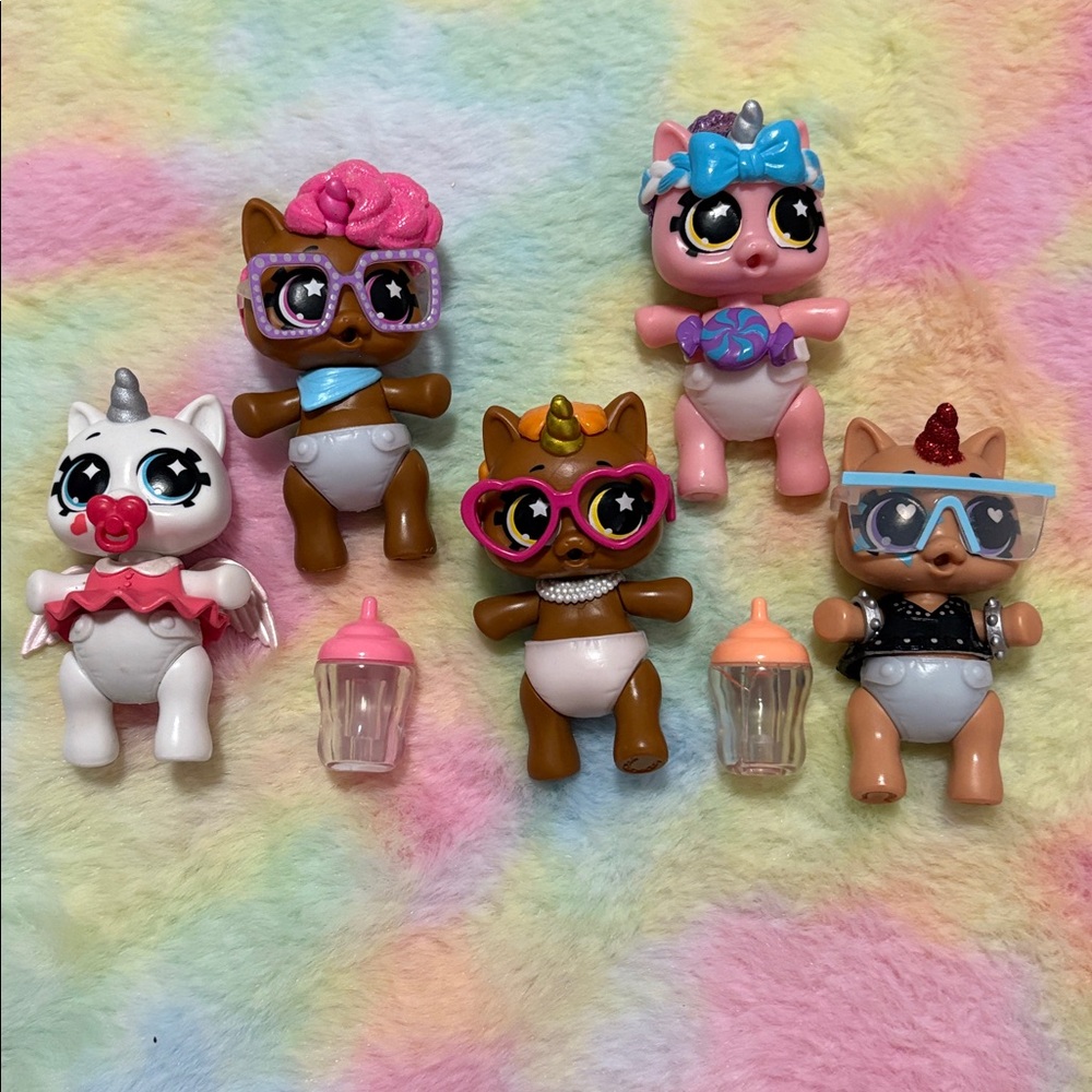 Bundle of 5 Mini Squad by ZURU Newborn Unicorn Series 5 - Collectibles Toys.